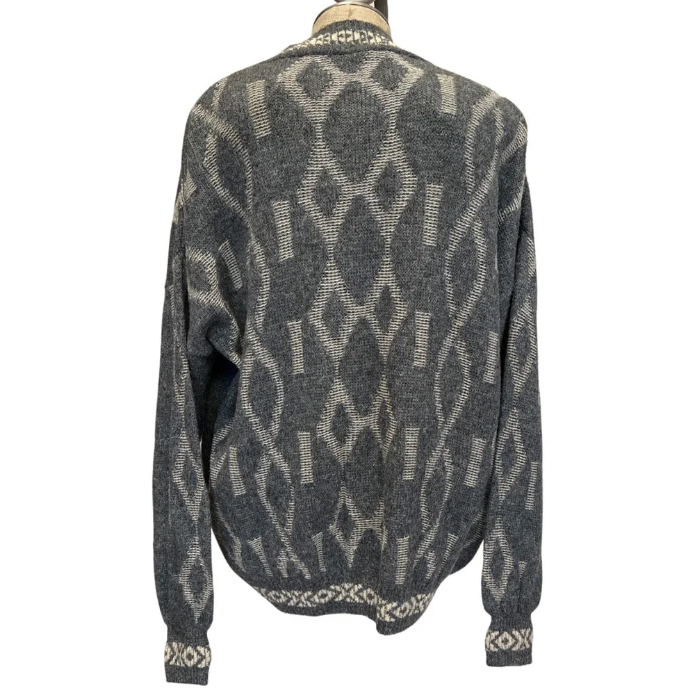 Vintage Patterned Cardigan, Kensington Brand, Made in Italy, V-Neck - Picture 3 of 9